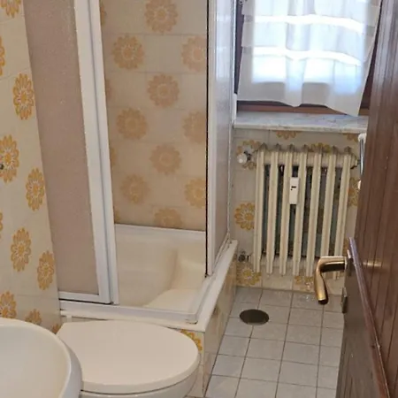 Joivy Welcoming 3br Flat With Parking In Verrand Apartament *